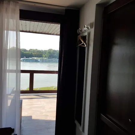 Duna Drava Vendeghaz Guest house *